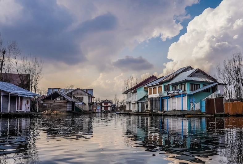 what does it mean to dream about a flood