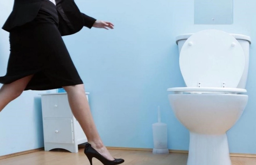 dreaming of peeing dreaming of peeing