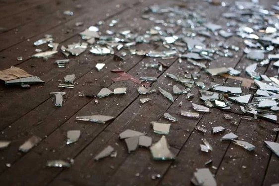dream interpretation broken glass dream interpretation broken glass