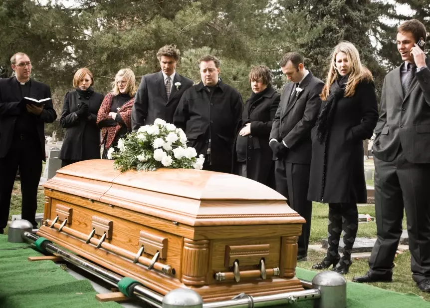 dreaming of a funeral dreaming of a funeral