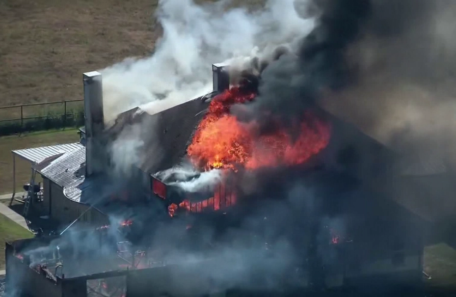 house fire dream meaning