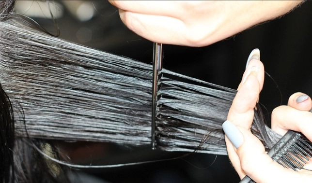 dream about cutting hair