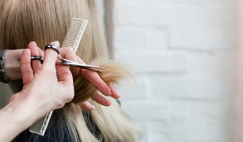 dream about cutting hair