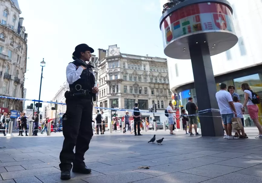 dreaming being stabbed