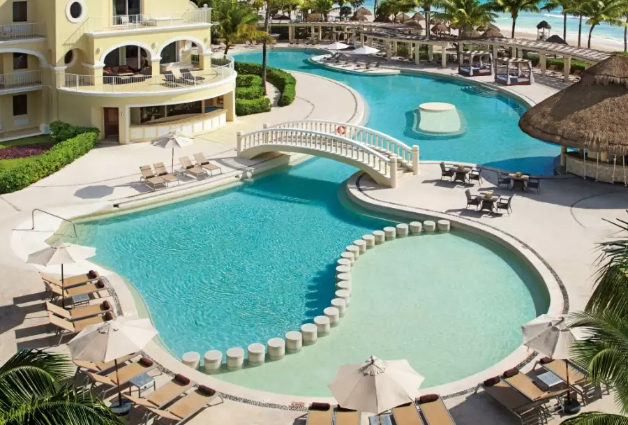 what does dreaming of a hotel mean what does dreaming of a hotel mean