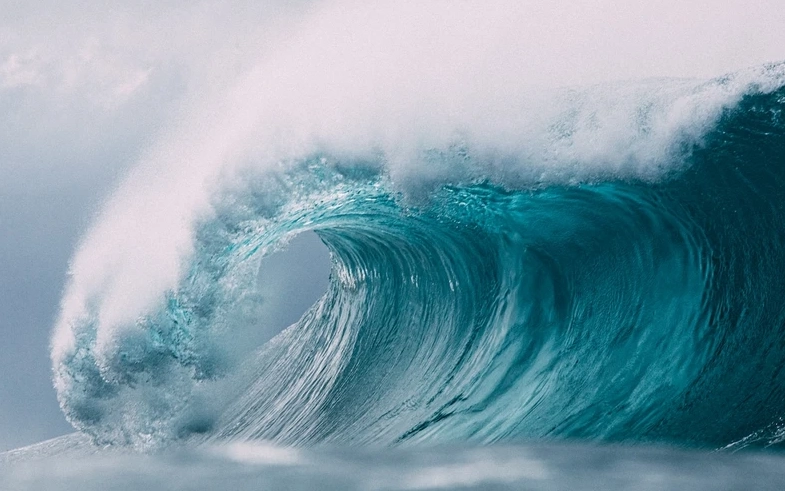 tsunami dream meaning