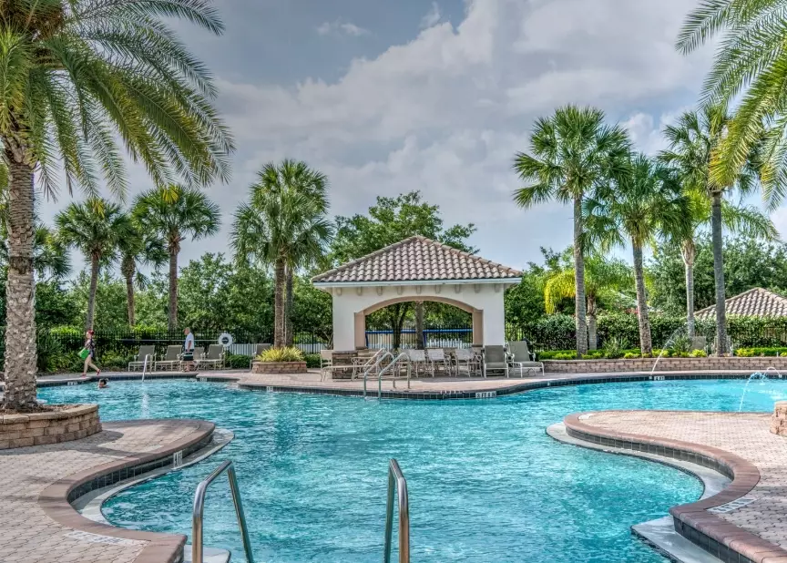 swimming pool dream meaning