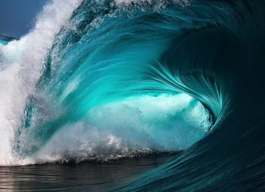big waves dream meaning